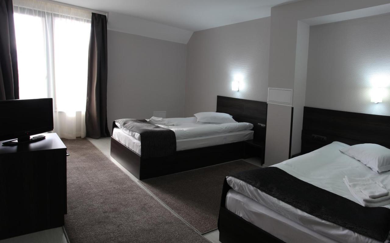 Hotel Idol Targovishte  Bilik gambar