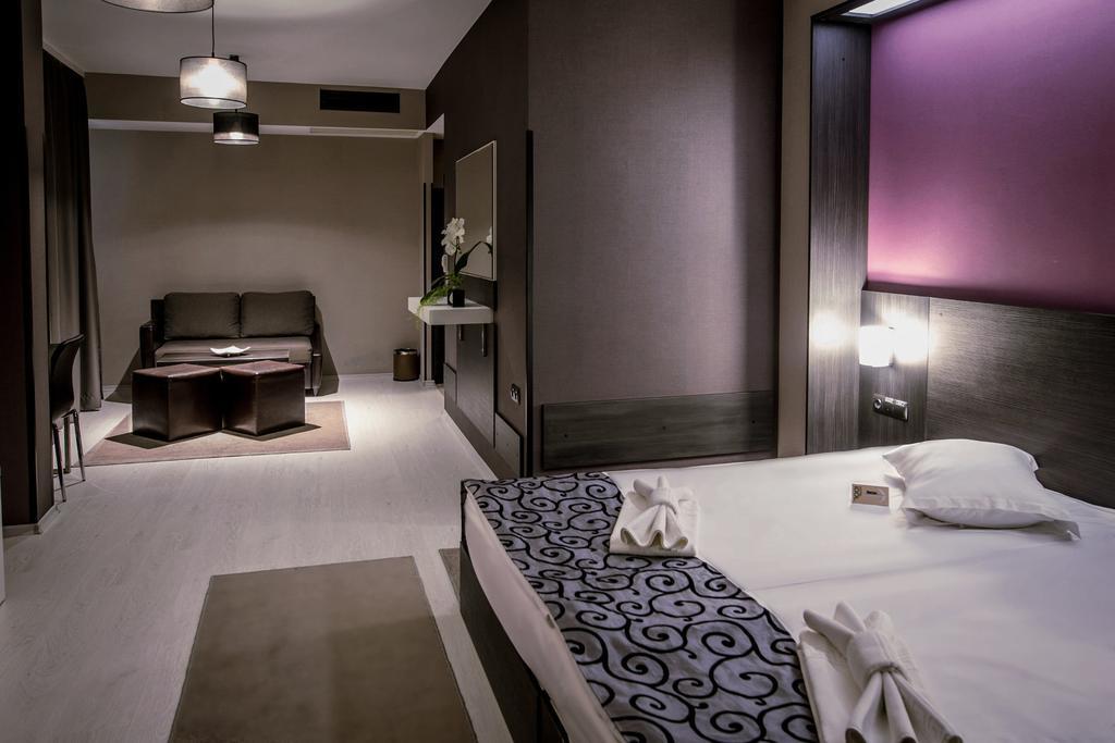 Hotel Idol Targovishte  Bilik gambar