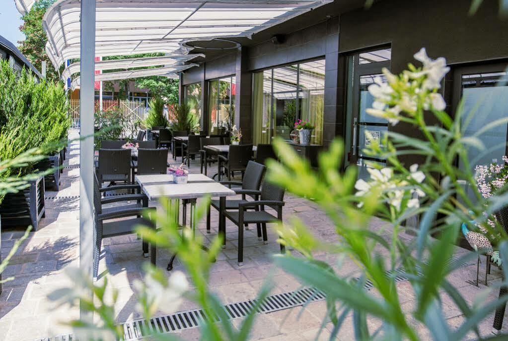 Hotel Idol Targovishte  Luaran gambar